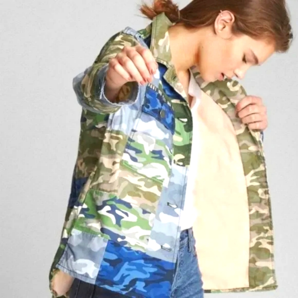 🆕️GAP Camouflage Patchwork Jacket